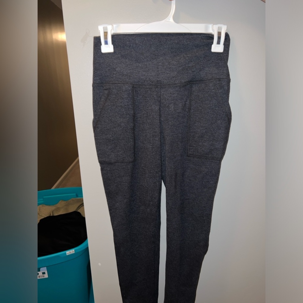 Aerie Chill. Play. Move. Leggings - M